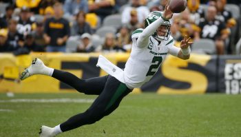 Zach Wilson of the New York Jets throws a pass.