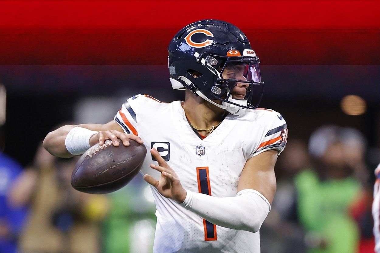 Justin Fields Apologized to Bears Teammates After Loss to Falcons