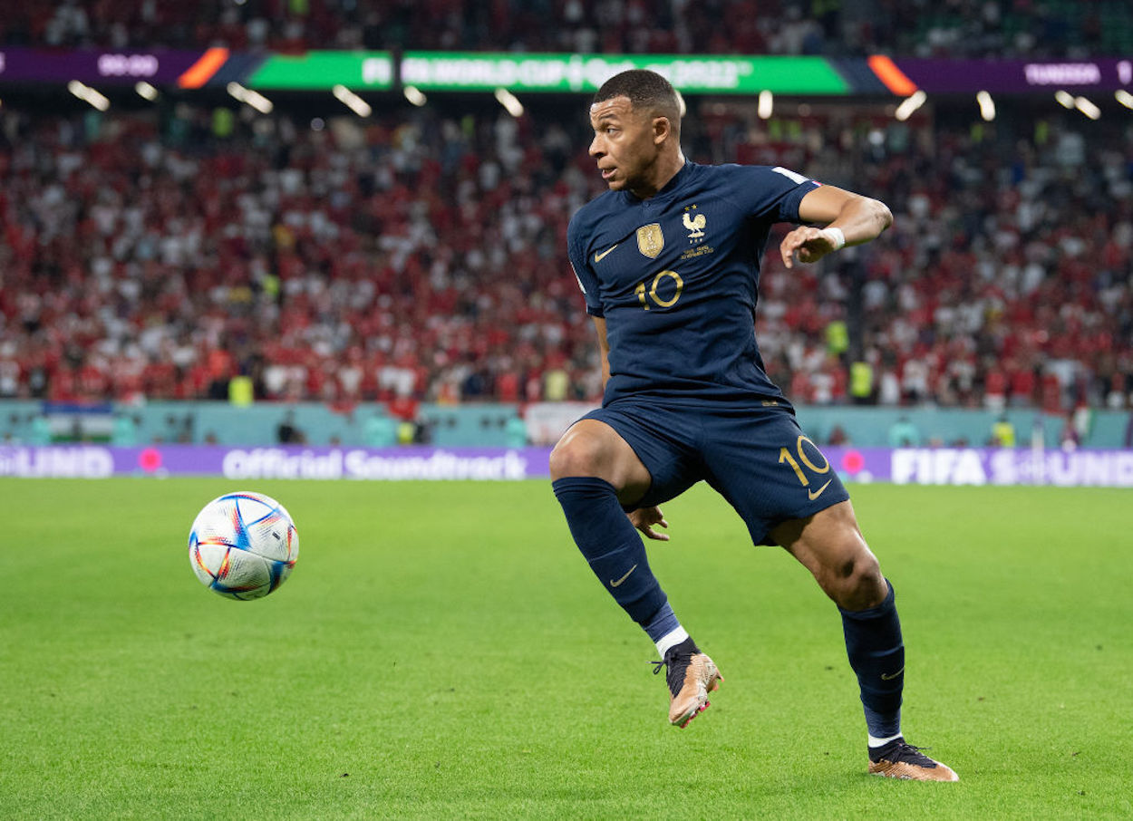 Mbappe Gets New Signature Edition Nike Air Zoom Mercurial - SoccerBible