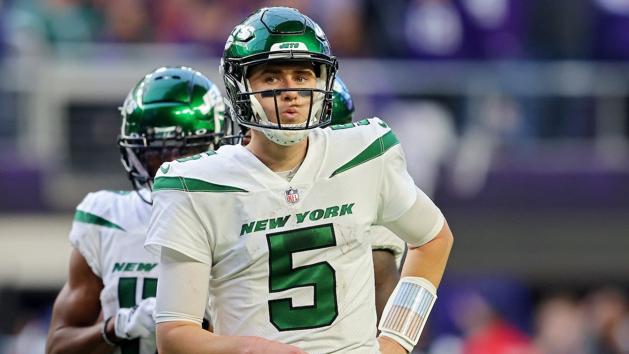 Mike White solidifies standing as Jets' QB even in defeat