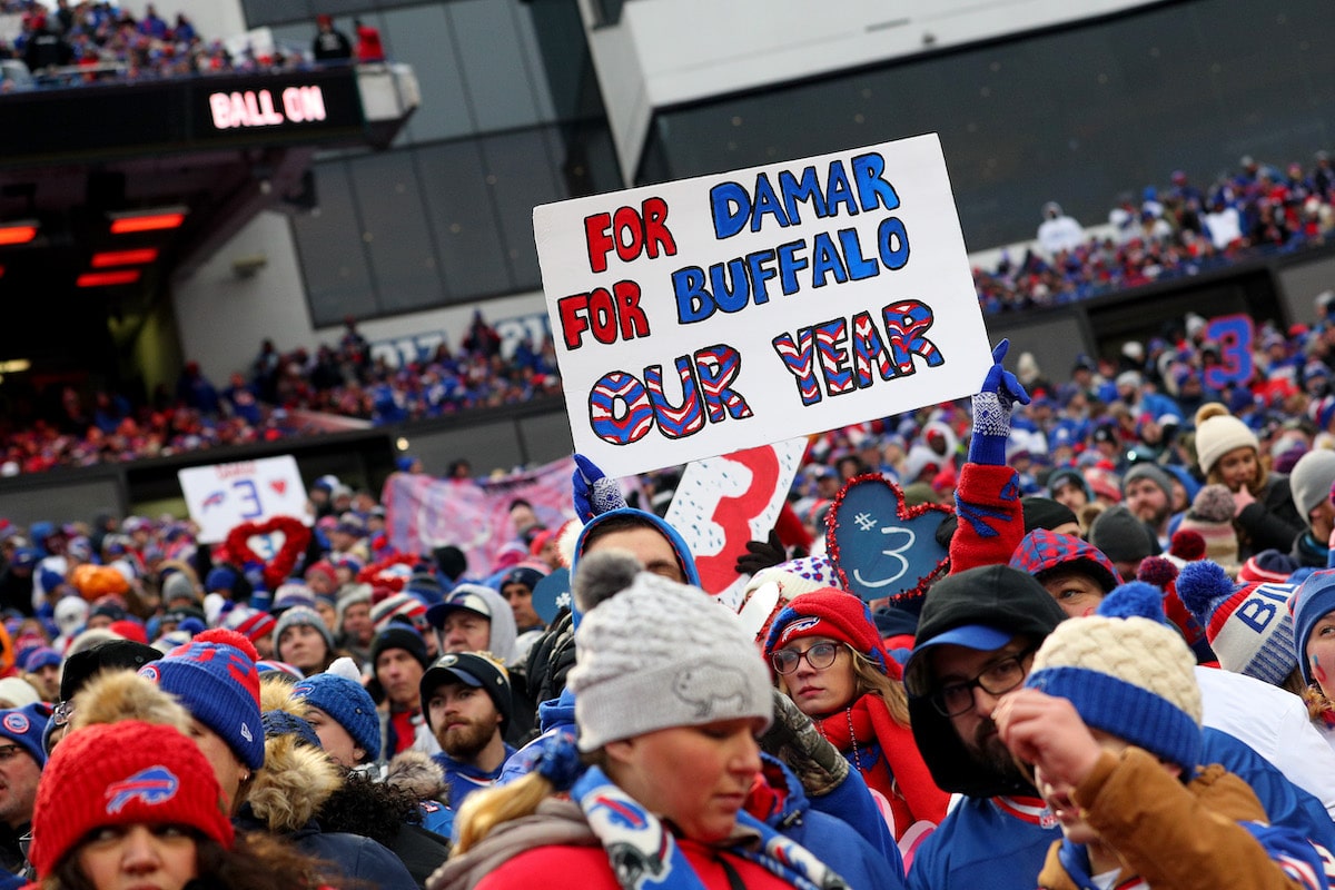 Bills honor Damar Hamlin in emotional win to cap 'hard week' - ESPN