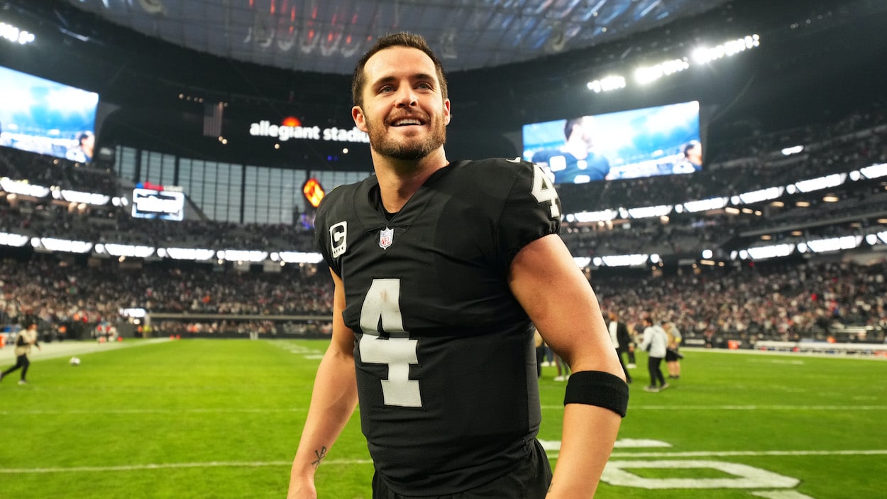 NFL Rumors: Derek Carr reportedly set to sign extension worth $40 million  per season