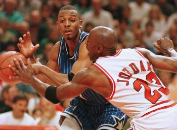 Penny Hardaway Revealed How Michael Jordan Came to Wear His Shoes Sportscasting Pure Sports