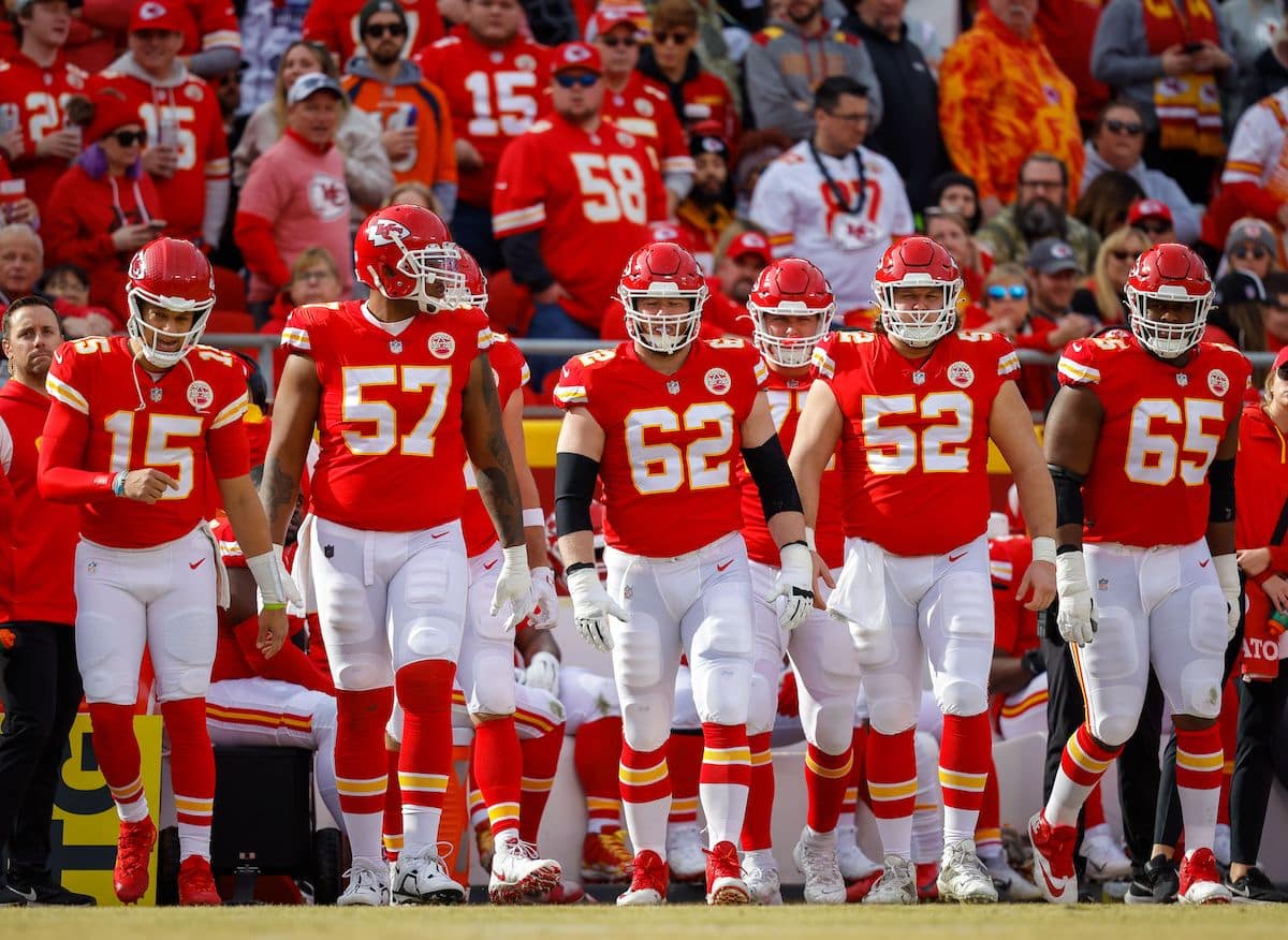 28,243 Kansas City Chiefs Quarterback Stock Photos, High-Res Pictures, and  Images - Getty Images