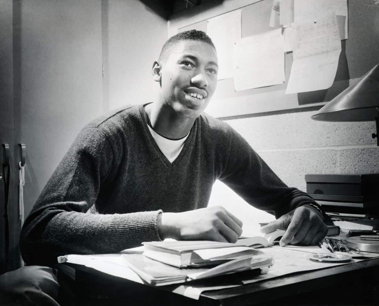 Wilt Chamberlain: Biography, Career, Net Worth, Top Stories ...