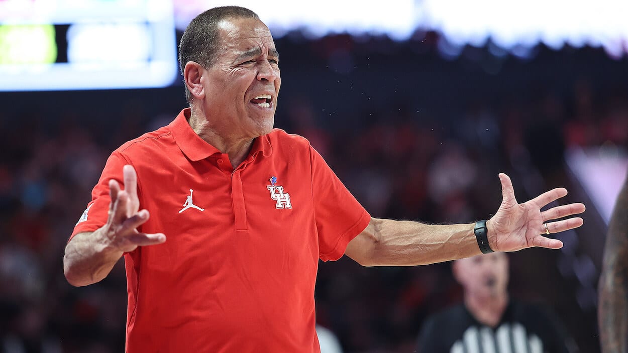 What Schools Did the Houston Cougars’ Kelvin Sampson Coach?