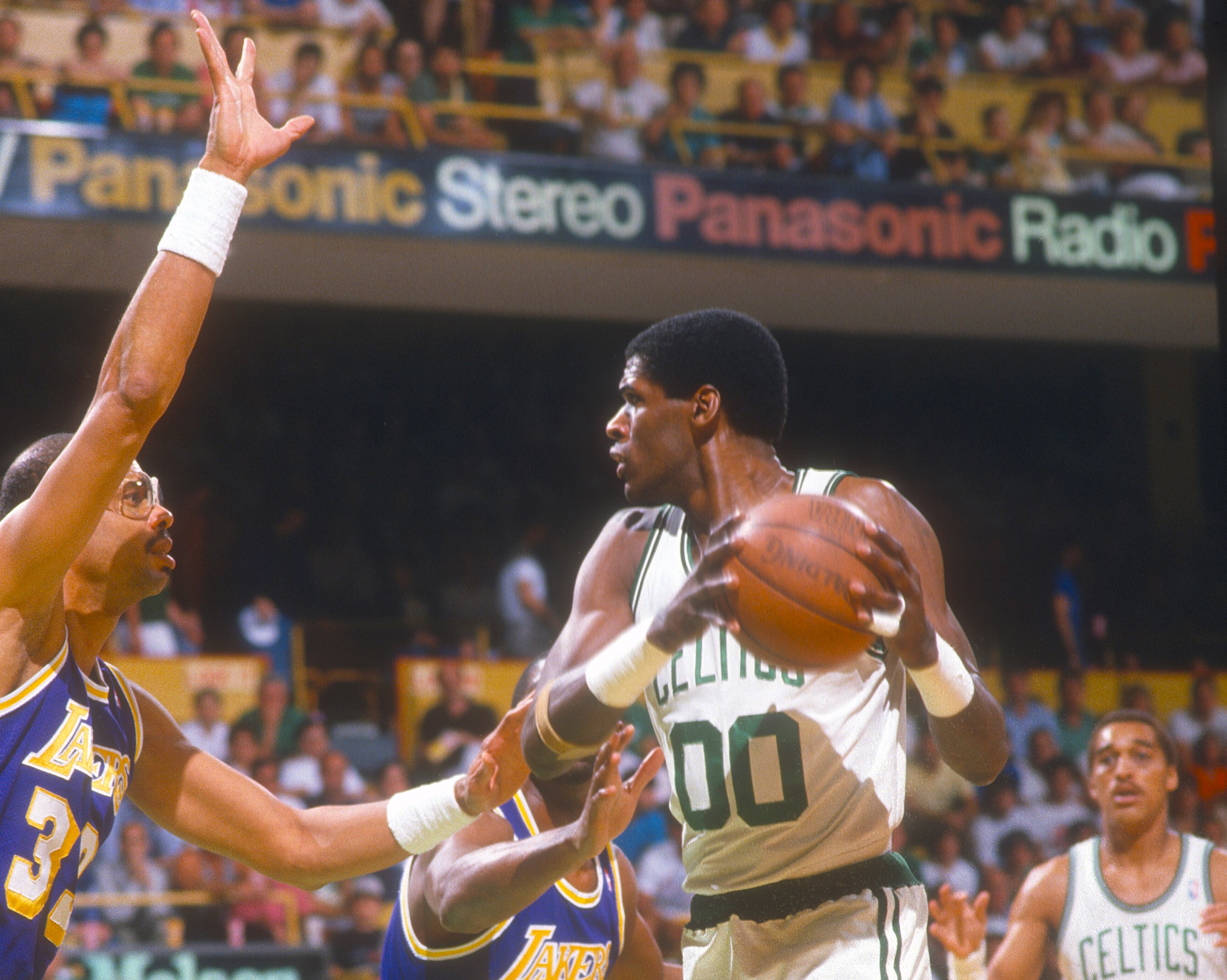 Robert Parish chose a winner between the 1986 Celtics and 1997