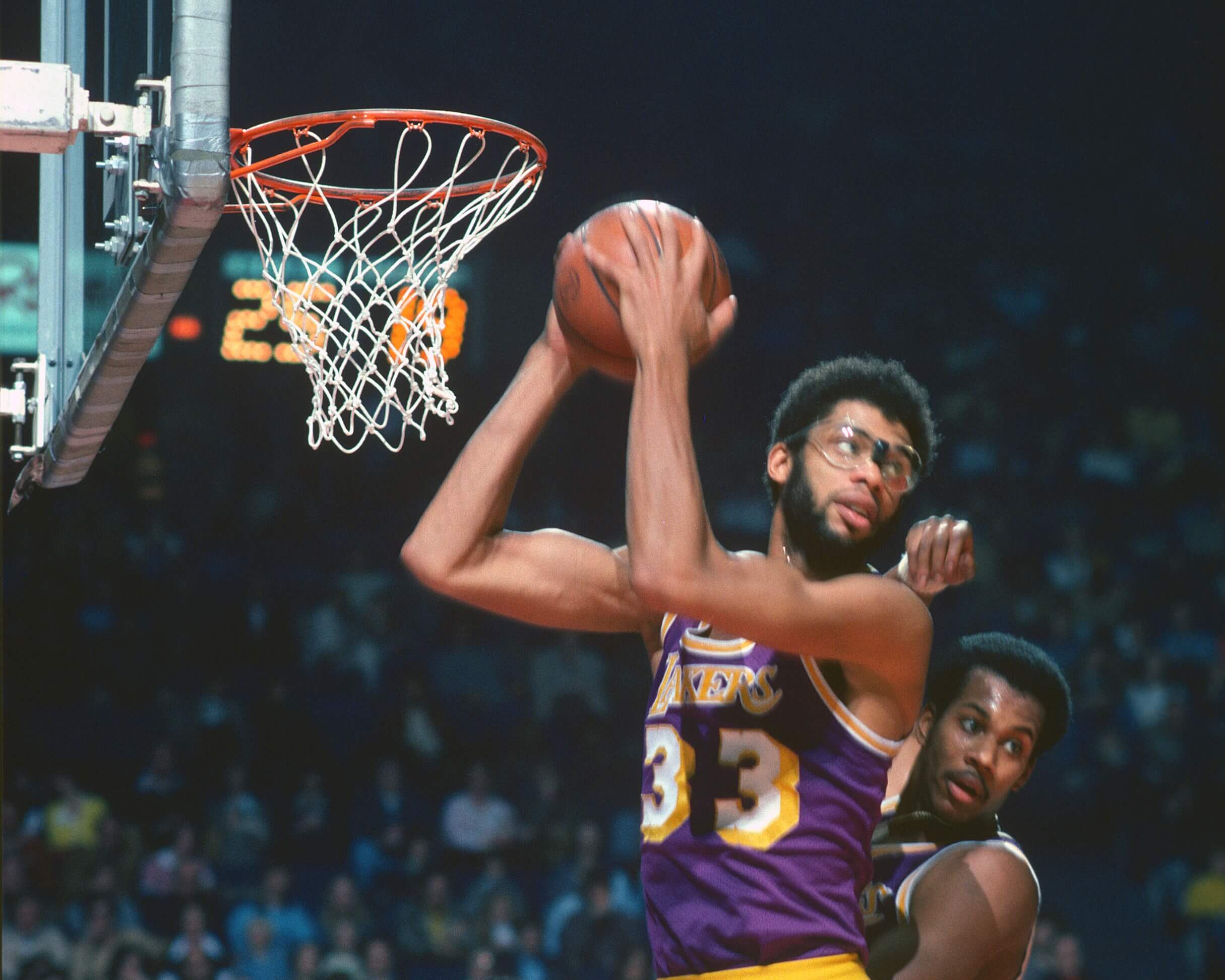 1982 NBA Finals - Philadelphia 76ers vs Los Angeles Lakers - Game 6 Best  Plays 