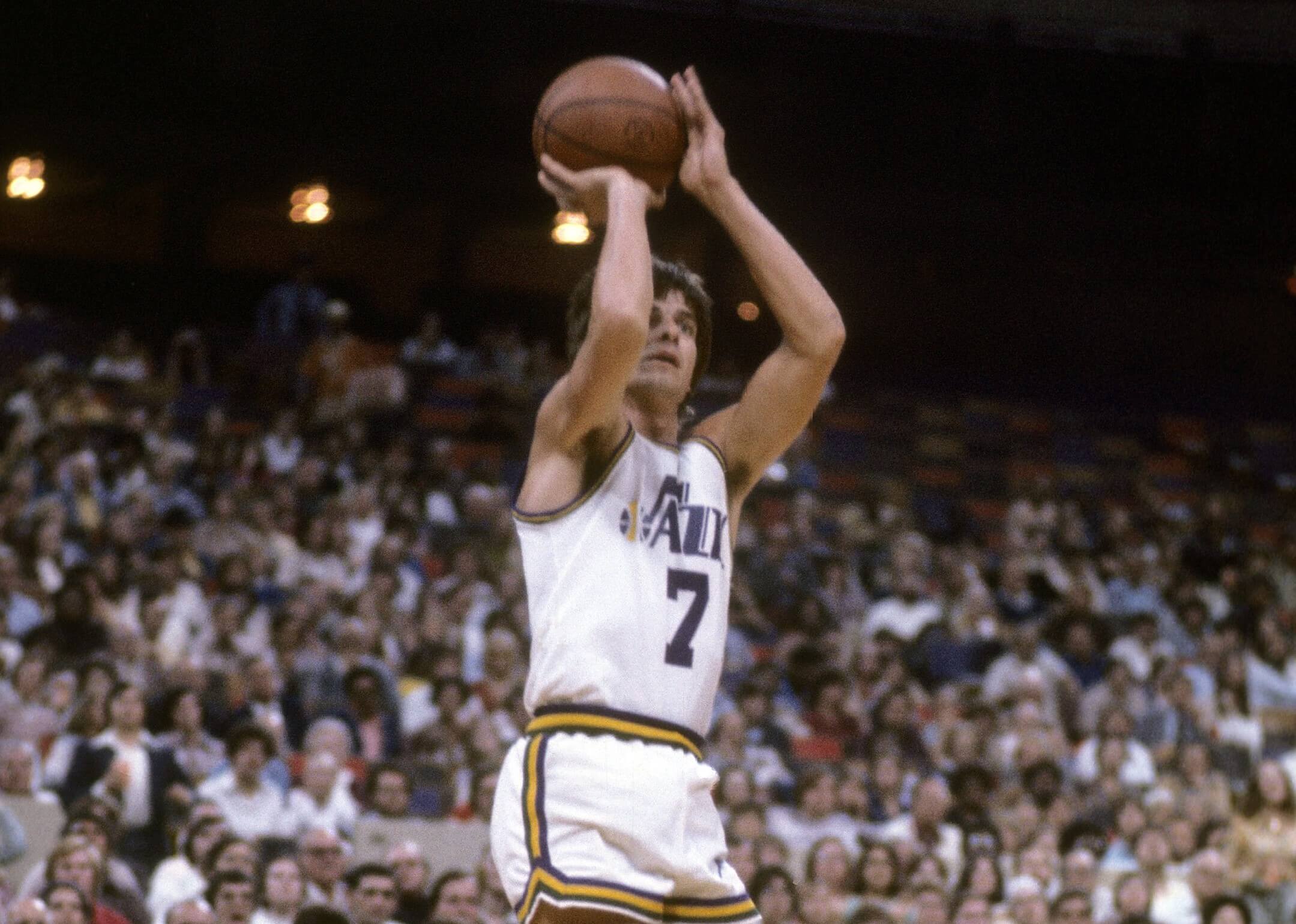 Pete Maravich Insisted He Could Play With Anyone on the Basketball