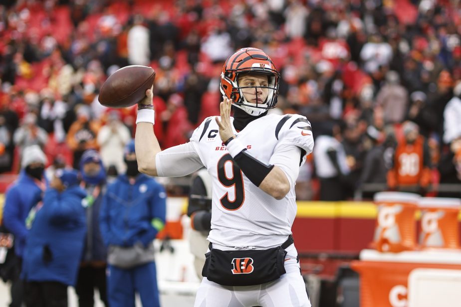 Cincinnati Bengals quarterback Joe Burrow throws the ball.