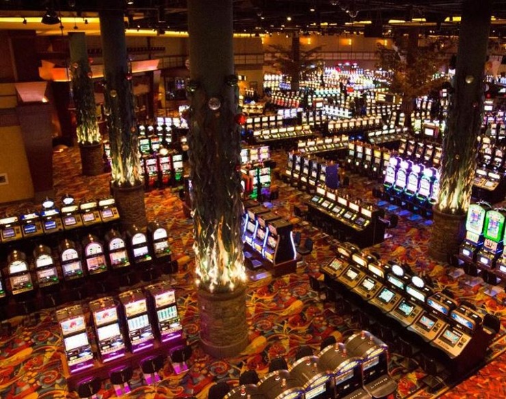 Bally's Proposes Up to $100K in Gambling Credit to Retain High Rollers in Rhode Island