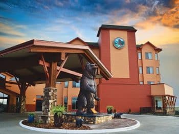 Bear River Casino Resort Unveils New Poker Room, Three Rivers Eatery