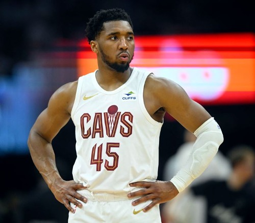 Donovan Mitchell, Cleveland Cavaliers Agree to Three-Year, $150.3M Contract Extension