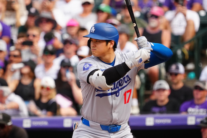 Los Angeles Dodgers designated hitter Shohei Ohtani (17) at bat.