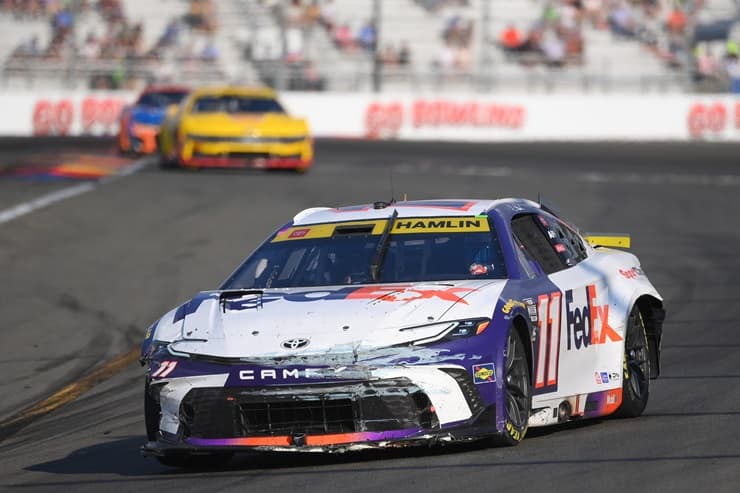 denny hamlin enters bristol below cutoff line (1)