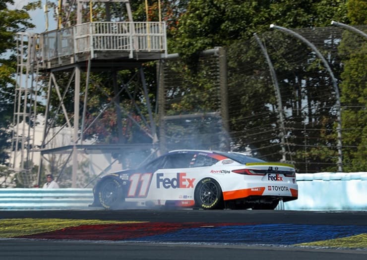 denny hamlin spins at watkins glen practice (1)