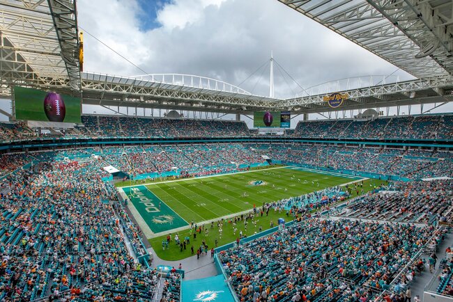 rsz_hard-rock-stadium_seating-bowl-with-canopy_1900-1600x1069