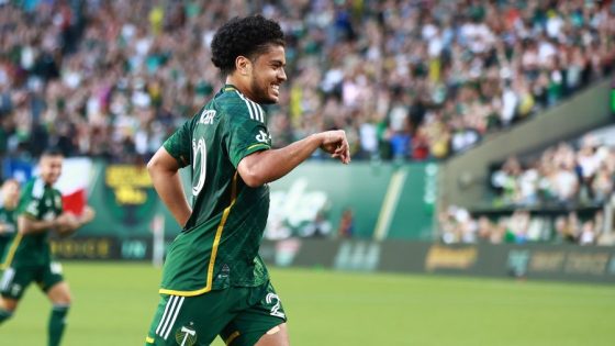 Evander celebrating after scoring for Portland Timbers