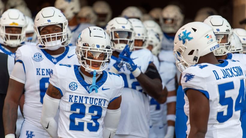 Kentucky Wildcats fooball pic