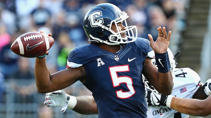 UConn Huskies football pic