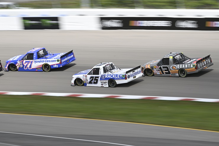 NASCAR: Truck Series - Toyota 200