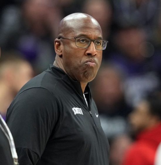 Kings Coach Mike Brown Fined $35K For Pursuing Official